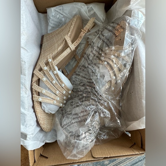 JustFab Solana Wedge Sandal - Picture 8 of 13